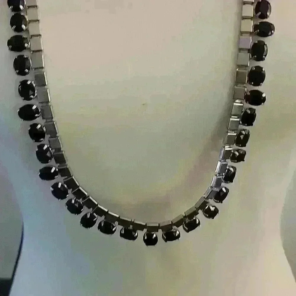 Necklace - Picture 3 of 4